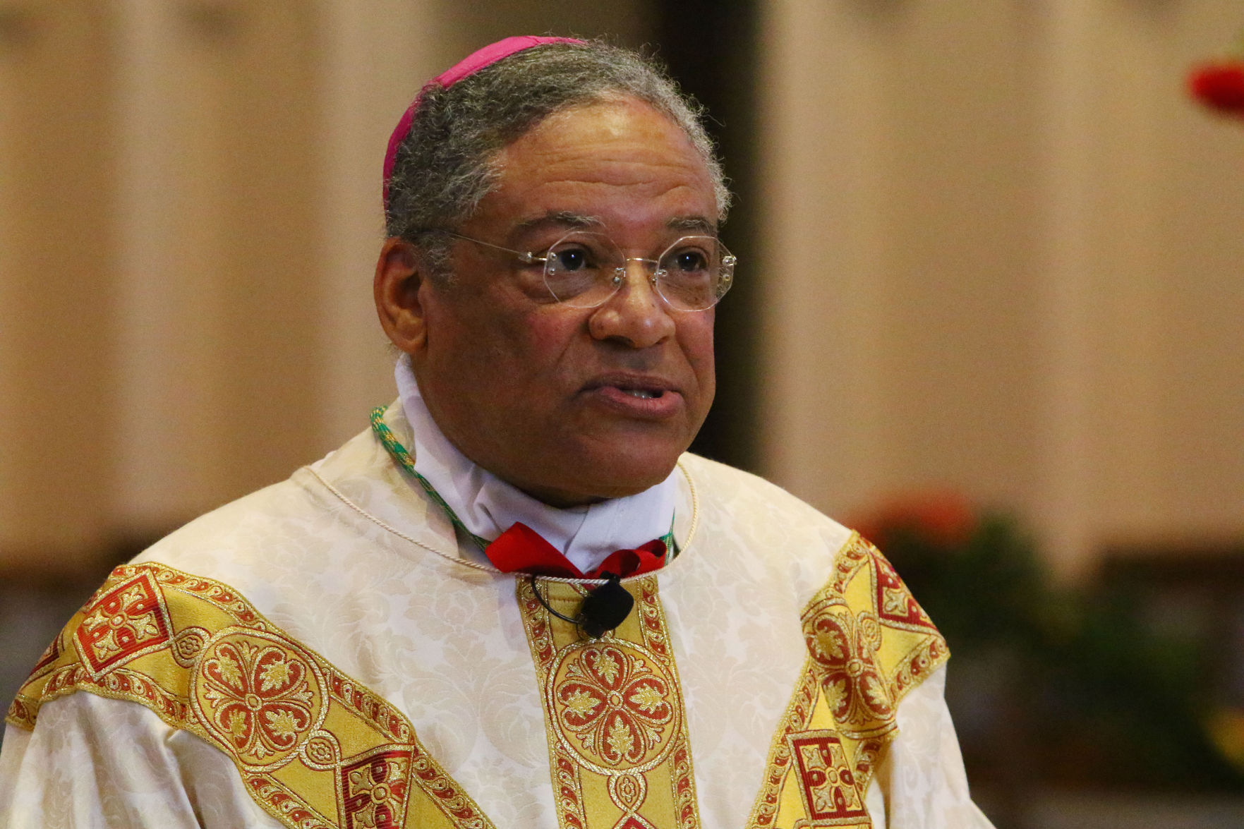 Pontifical Latin Mass at Cathedral of the Holy Angels